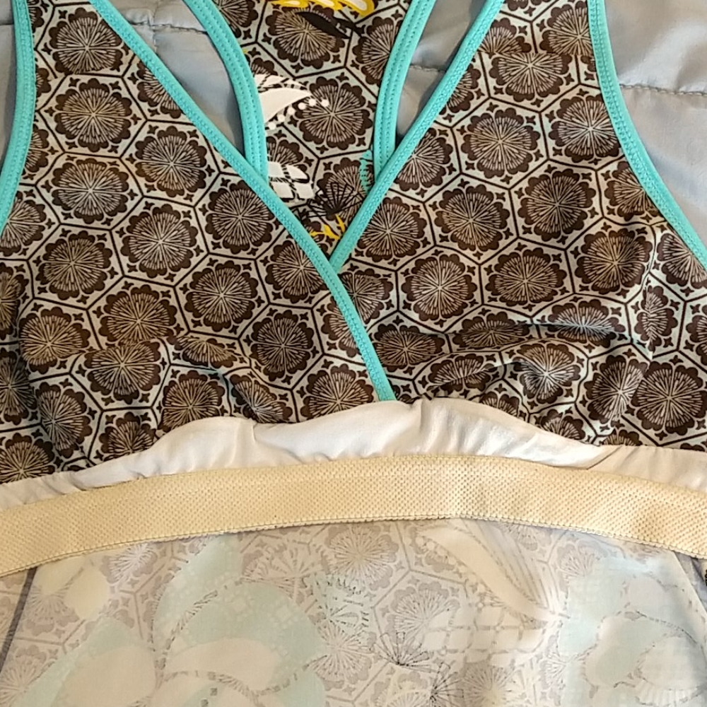 Athleta Racerback Tankini Top - Picture 6 of 6